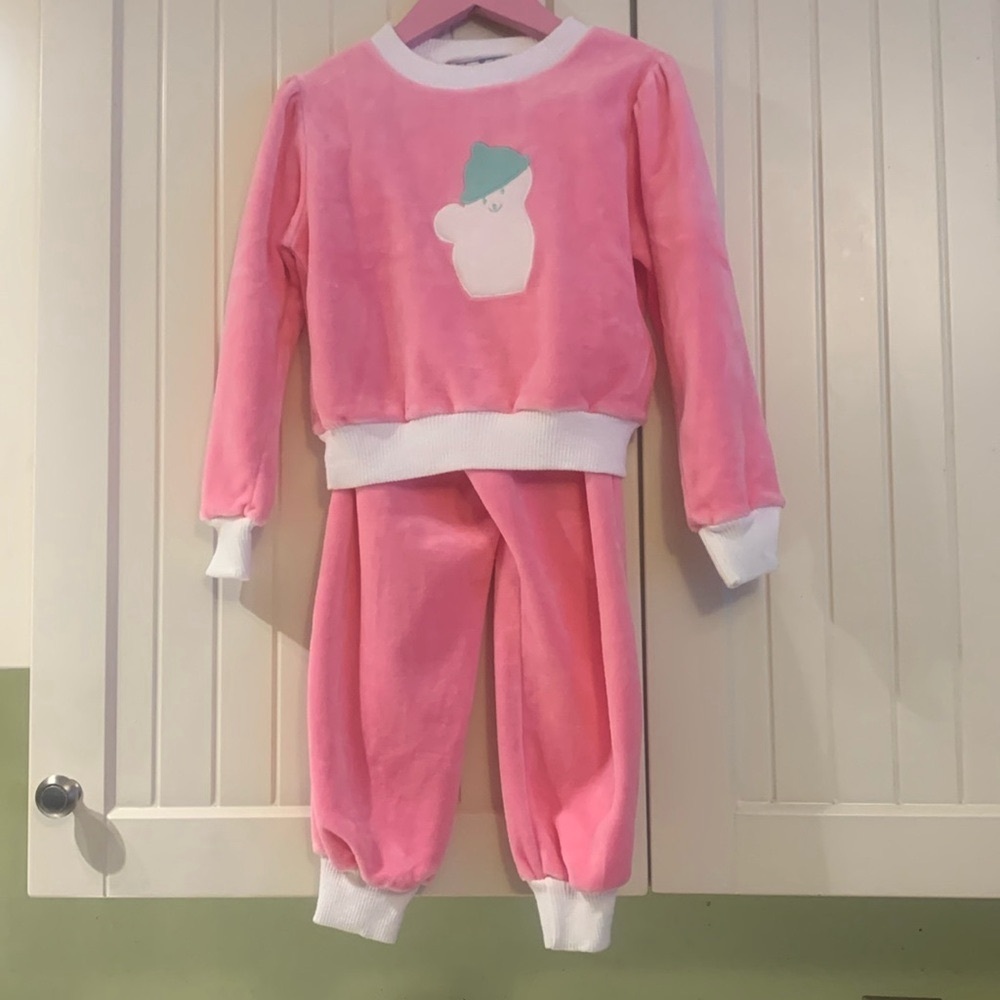 Vintage 1980’s Young Street 1980’s pink velour toddler leisure suit snowman
